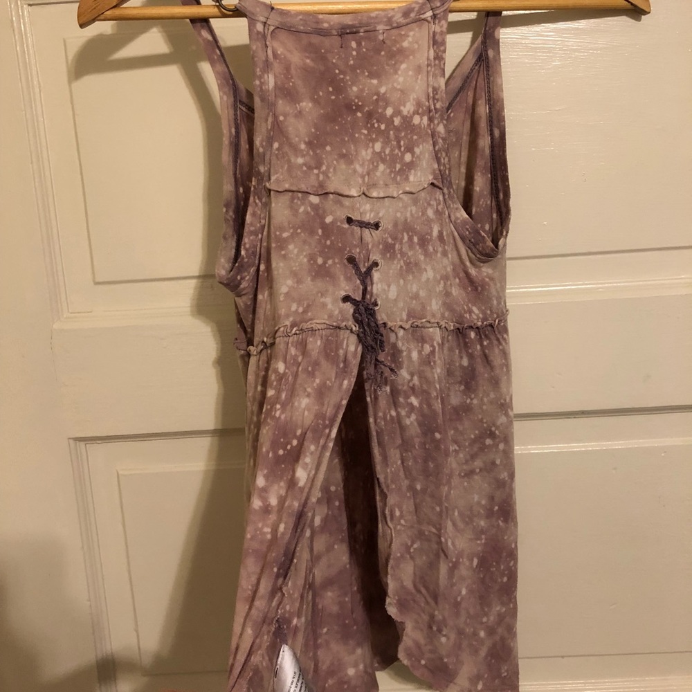 Open back Guess tank